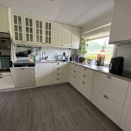 Private With Beautiful View Privat overnatting Vassenden
